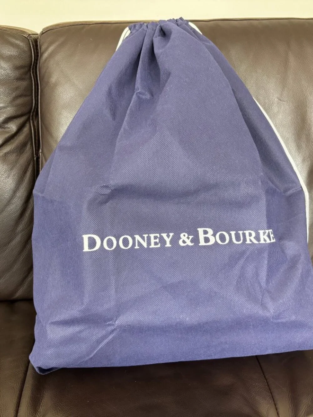 NWT Dooney & Bourke Aubrey in Bone, incl pouch, strap, registration, dust bag